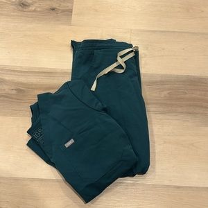 Figs Caribbean Blue Scrub Set